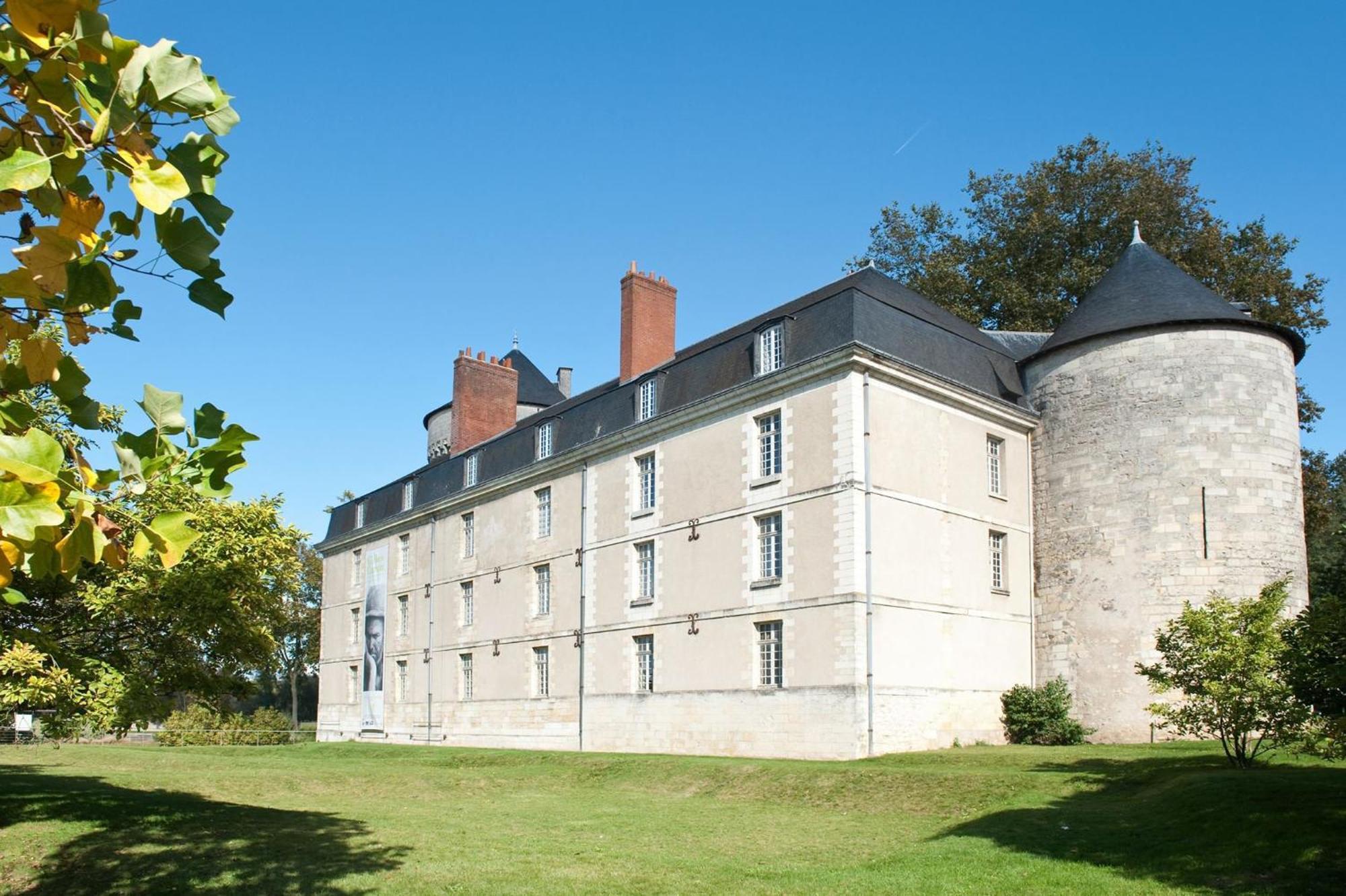 Ferienwohnung L'Historique / Basilique St Martin Tours Exterior foto